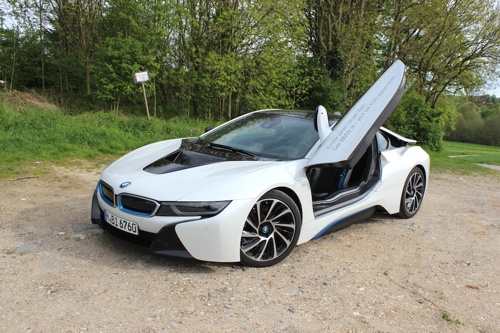 BMW i8 Front und Seite offen